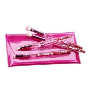 GLAMIERRE Pink Luxe Glitter Eye Makeup Brush Floating Hearts 4 Pieces.